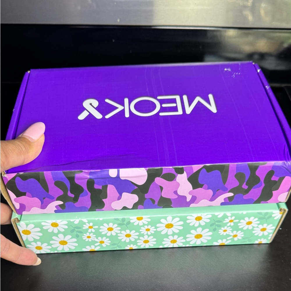 NWOT MEOKY Purple and Floral tumbler carrier 2 pk